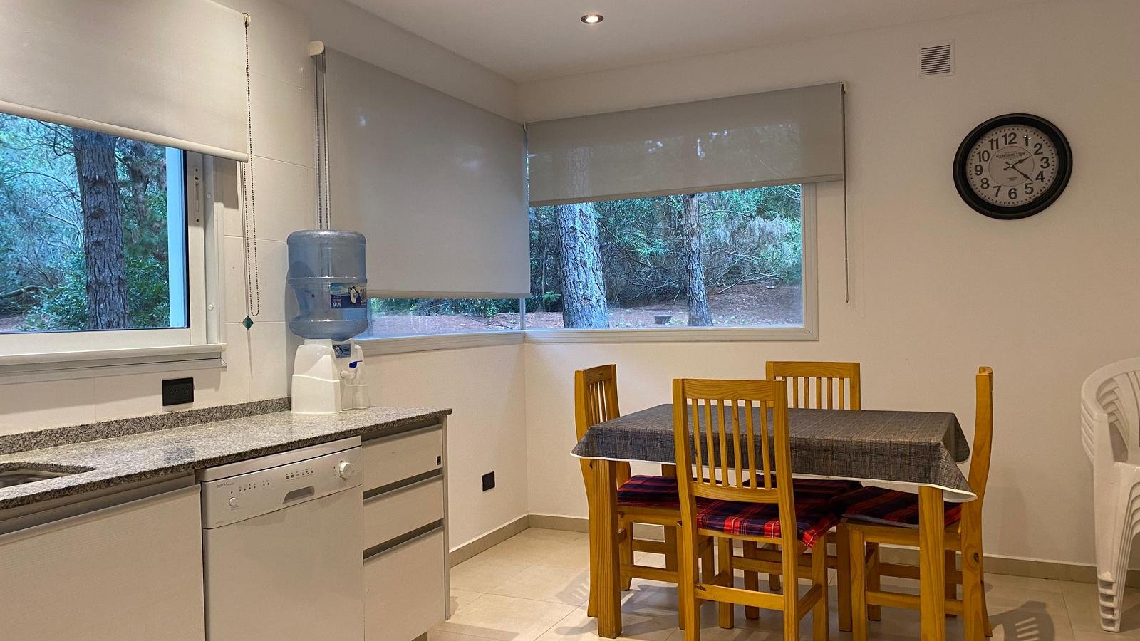 ac4e99414f5b1c1694b297f95e1f3de5