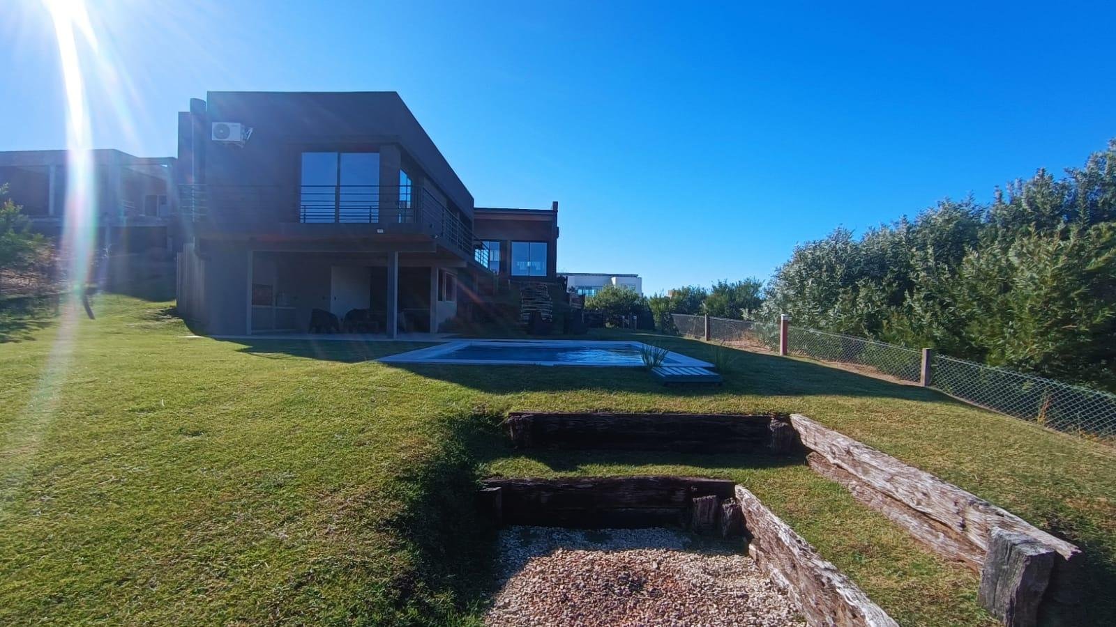 ac9dd6a66c36ac0248077b62372742aa