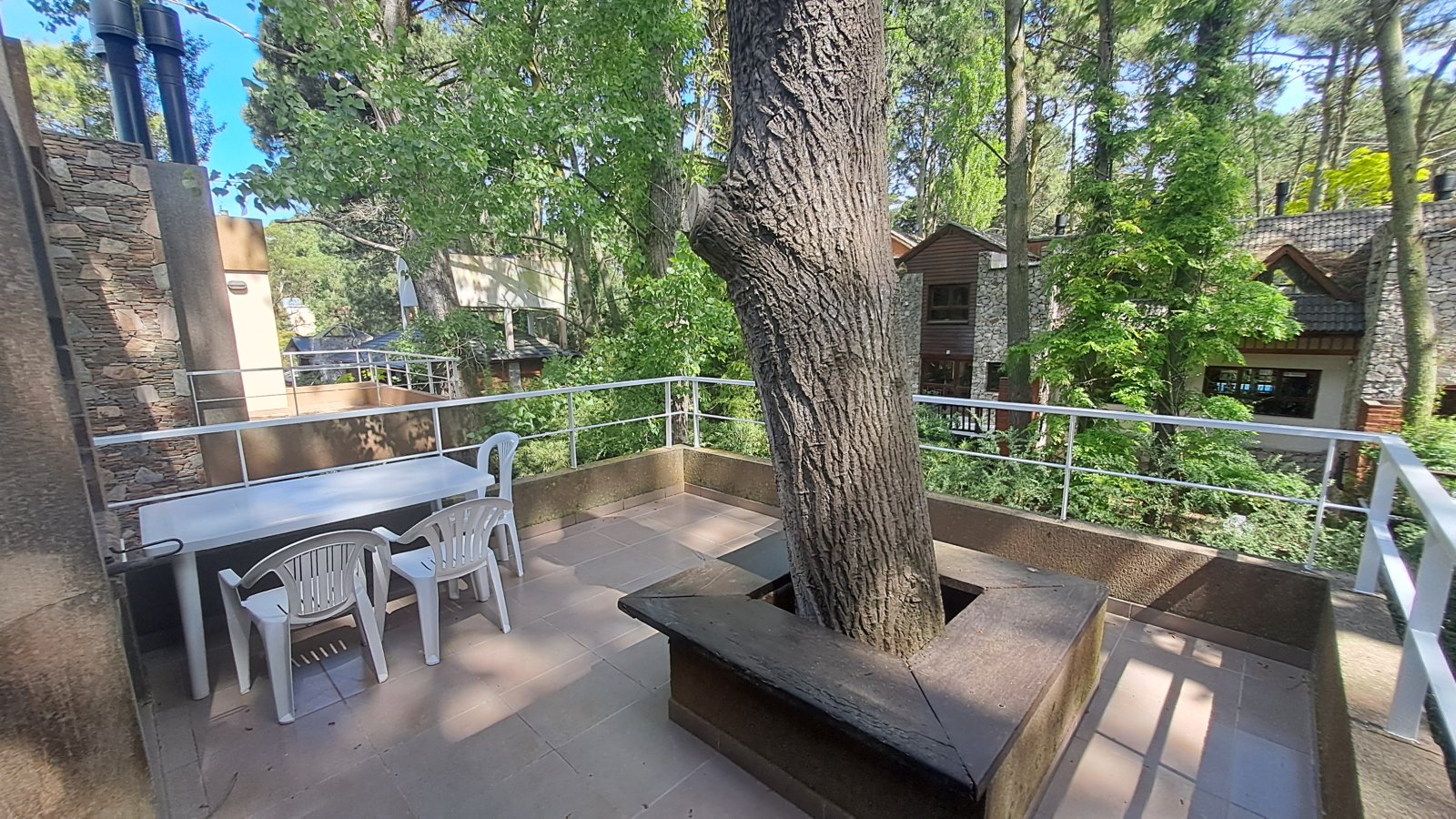 ad89582bb72334a6b37d6d6de3e21c9f