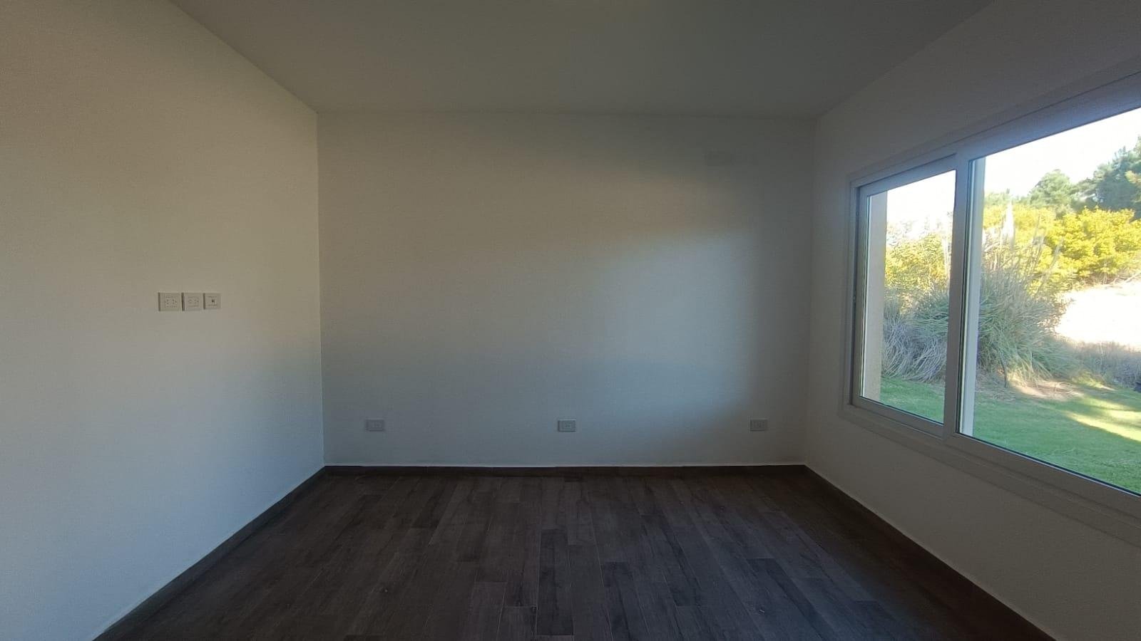 b2fe61d20e78cb5f2523028290c4ae33