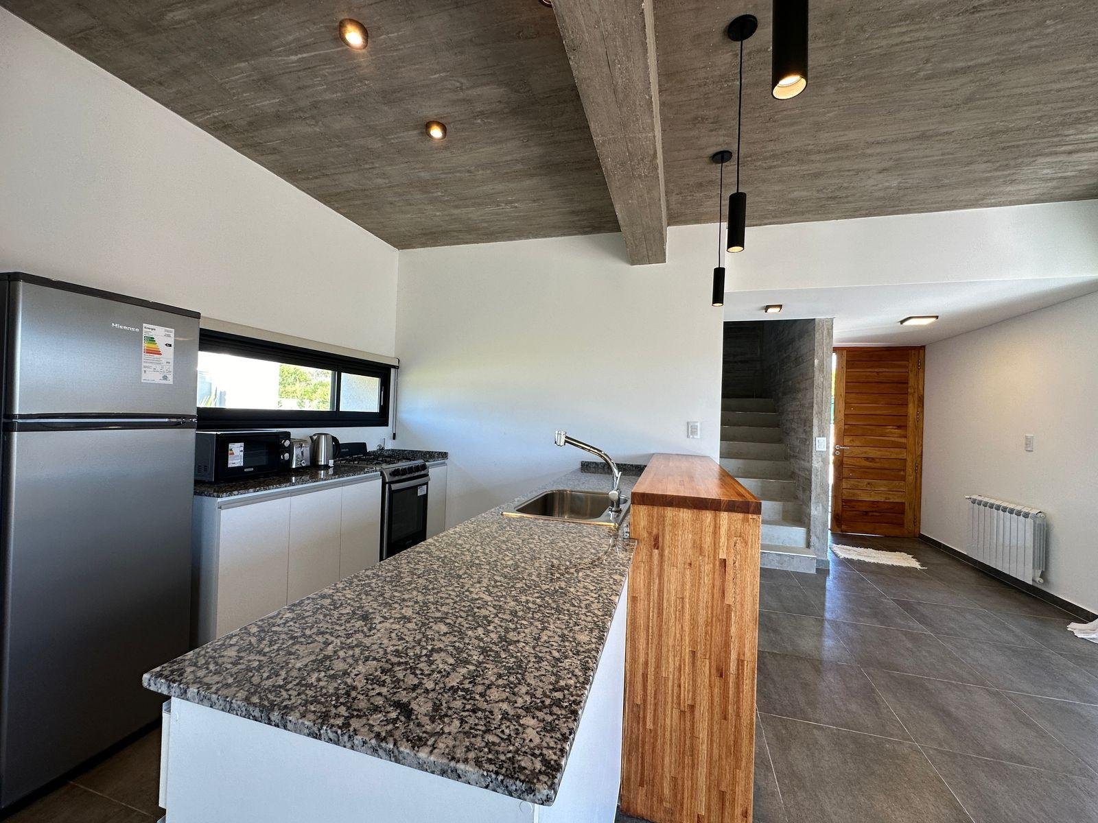 b65d0920606e7588b9d05d098965cb68