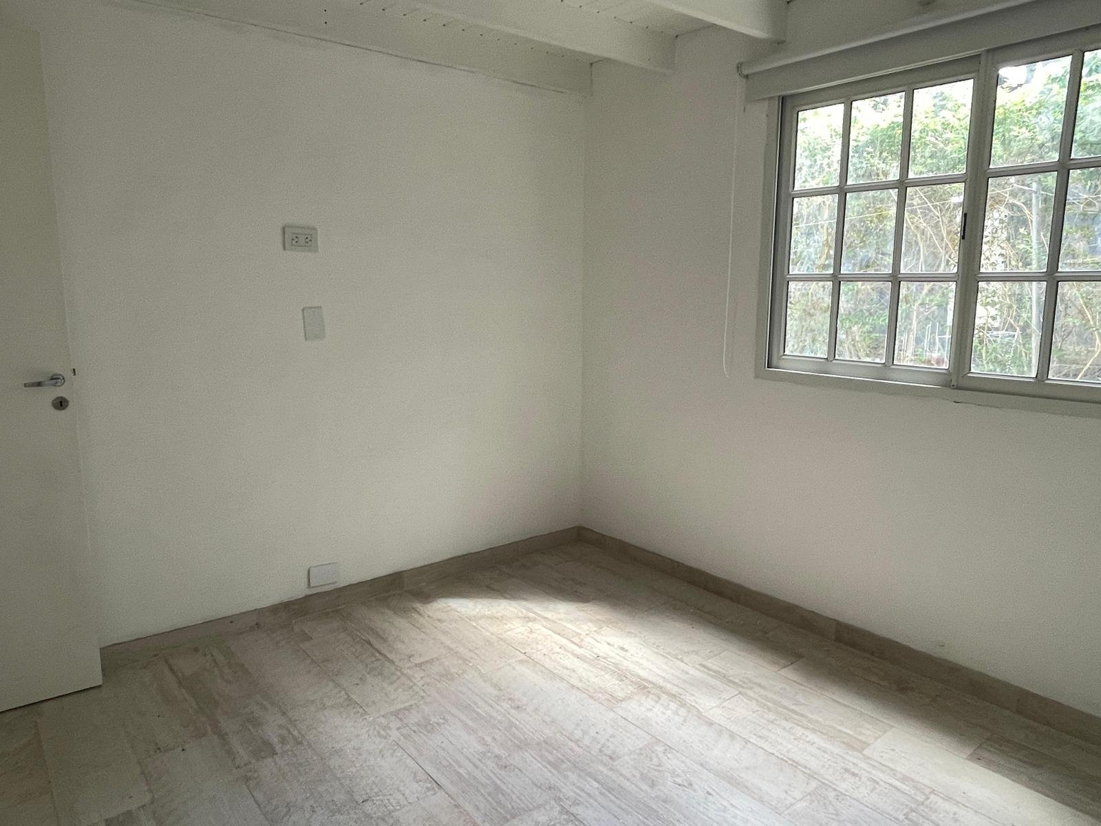 b65e104b1bcfc631d43487fa032d81f9