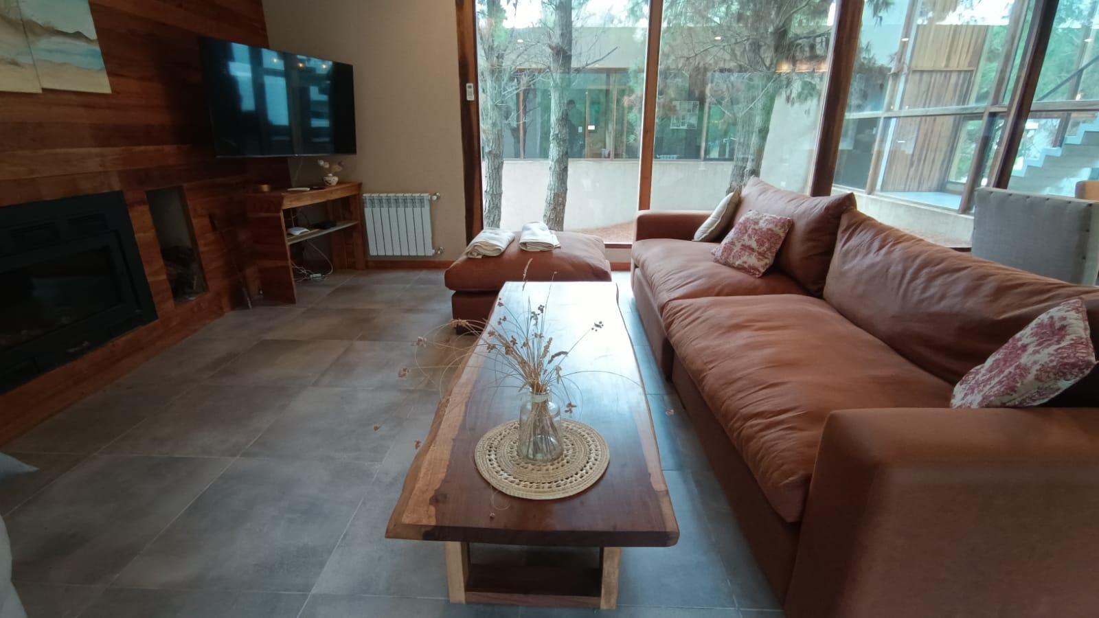 be00fb7ba67f73347bfad36a46ebf0af