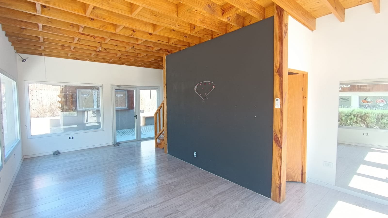 c14f15ba8417d6b74e4a3955d8a0bc7a