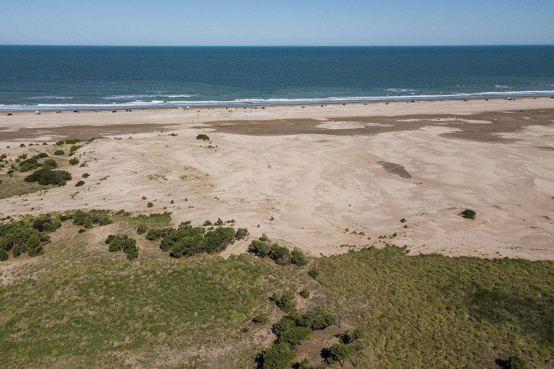 c2493bafefcb738bdc5df7be362c2f27