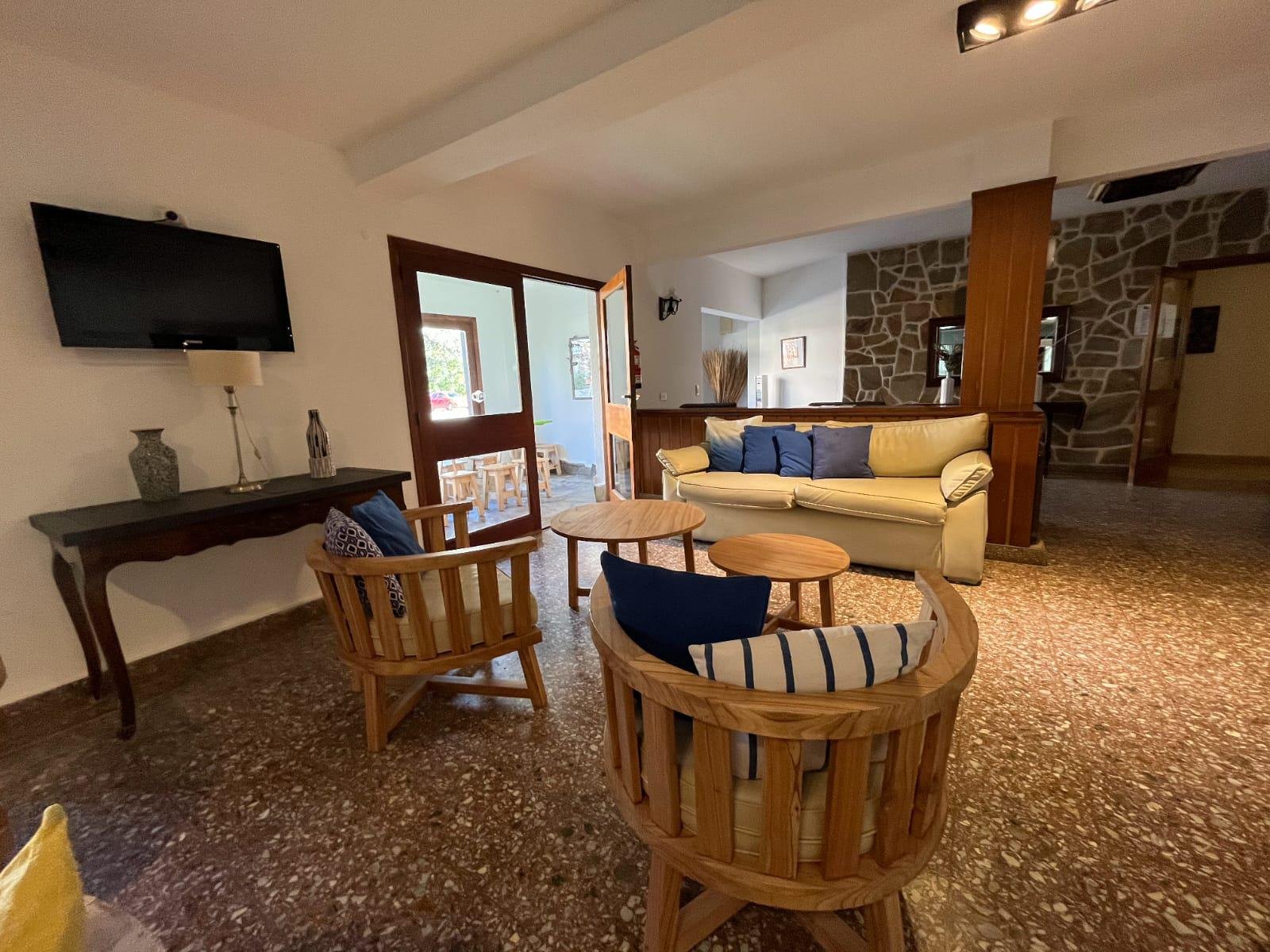 c2c1b3265bd08bac562be987d9c7d0f1