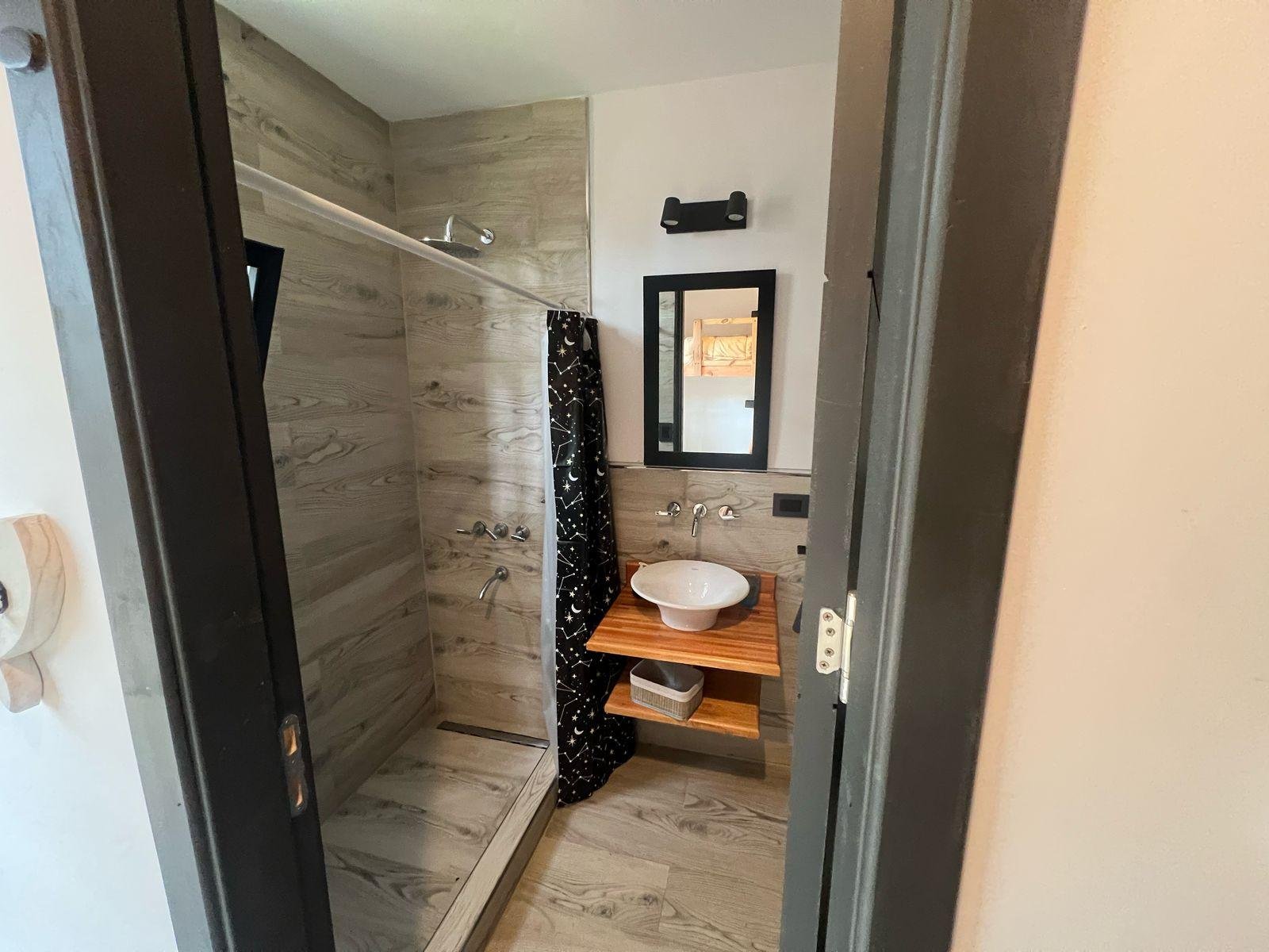 c2c4b02bf602c1a5ec5ecab150965f5f