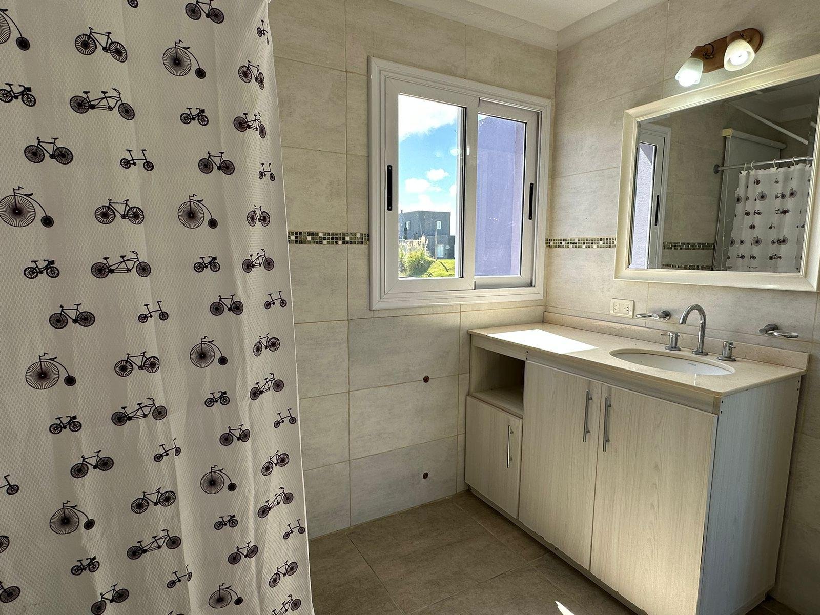 c727cfbc46b4d3cc5dbbad40e9c5fa6d