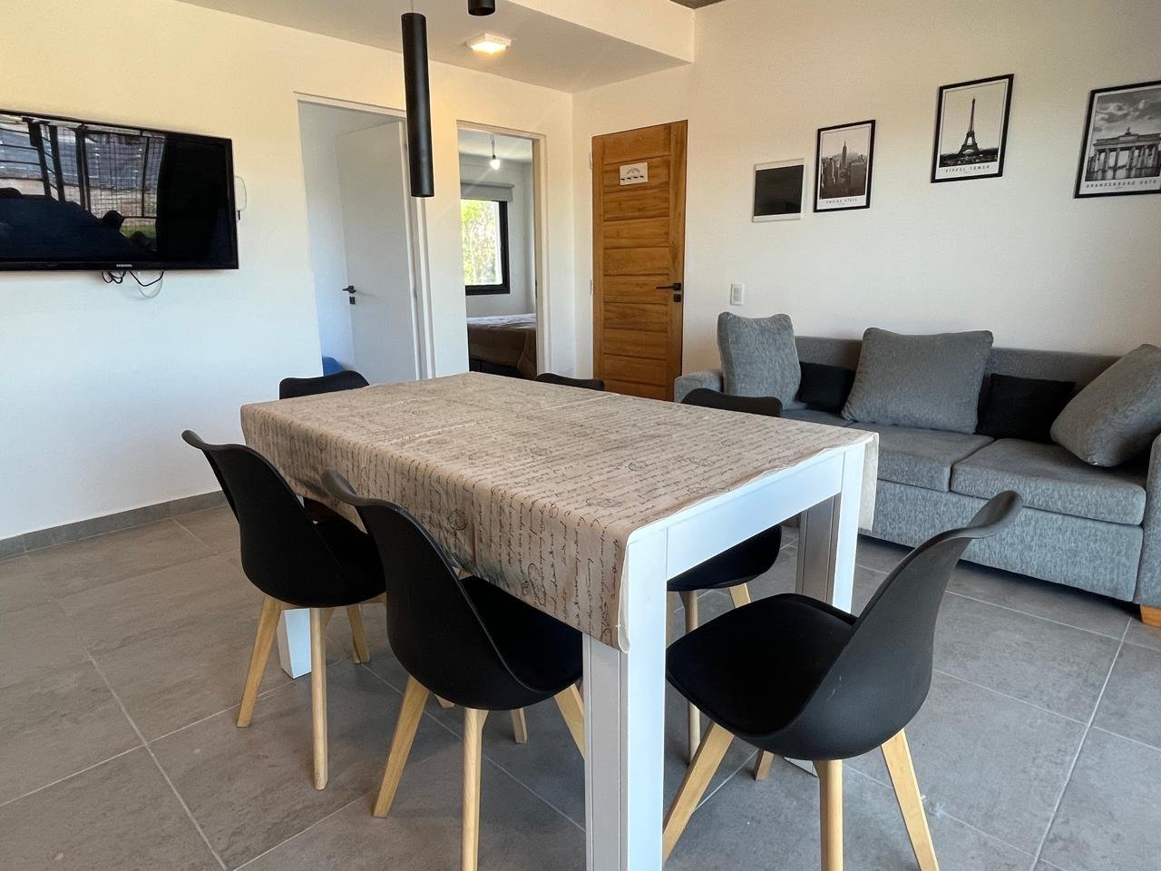 c7fd12e41a4dae2b4a2f92bb026d7fd1