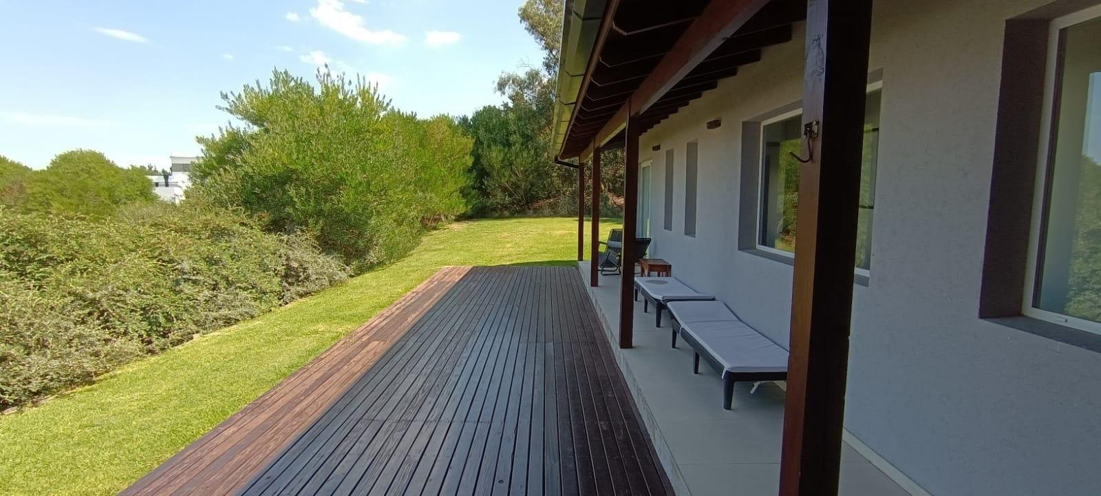 ce150a407a9ce504f14c7af75a111652