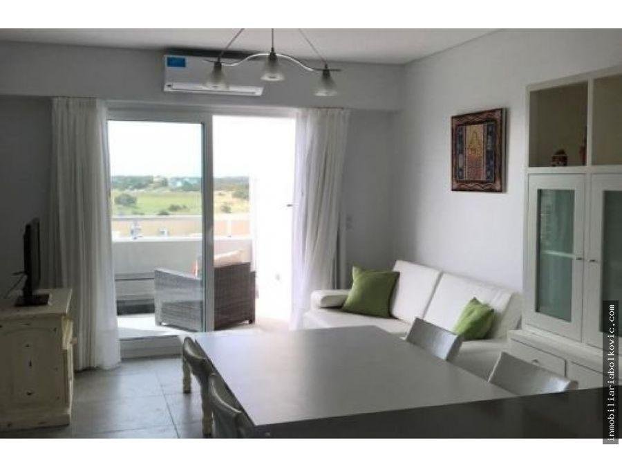 d00b37795317ee5724b9800d916e98dc