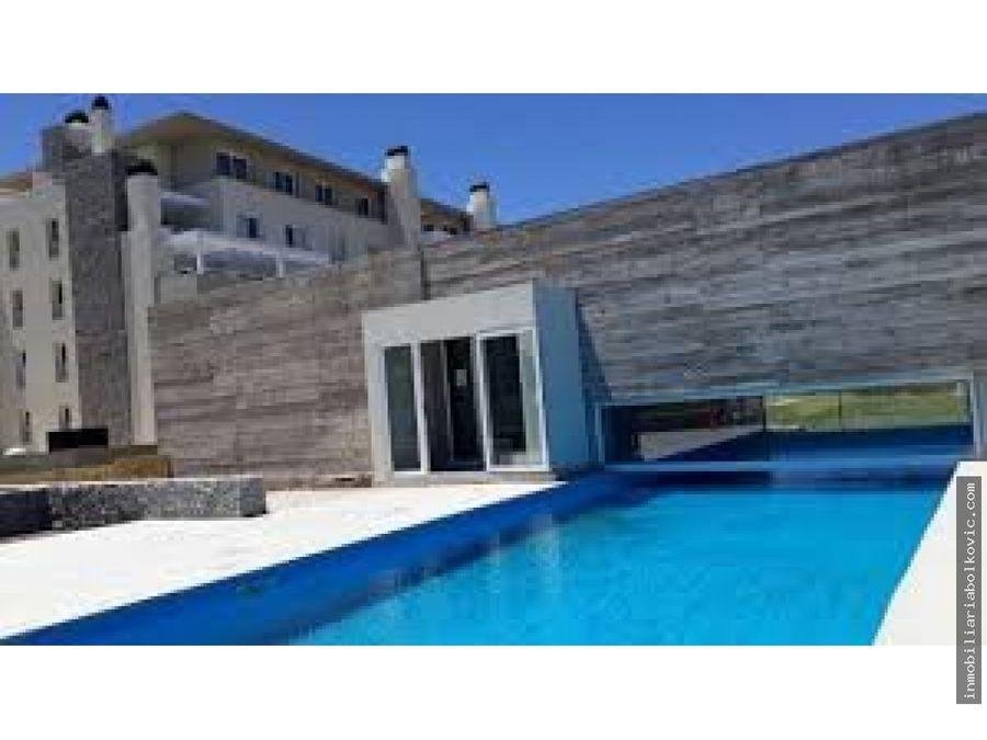 d05003fee31d47ec8700a8e7a59e3925