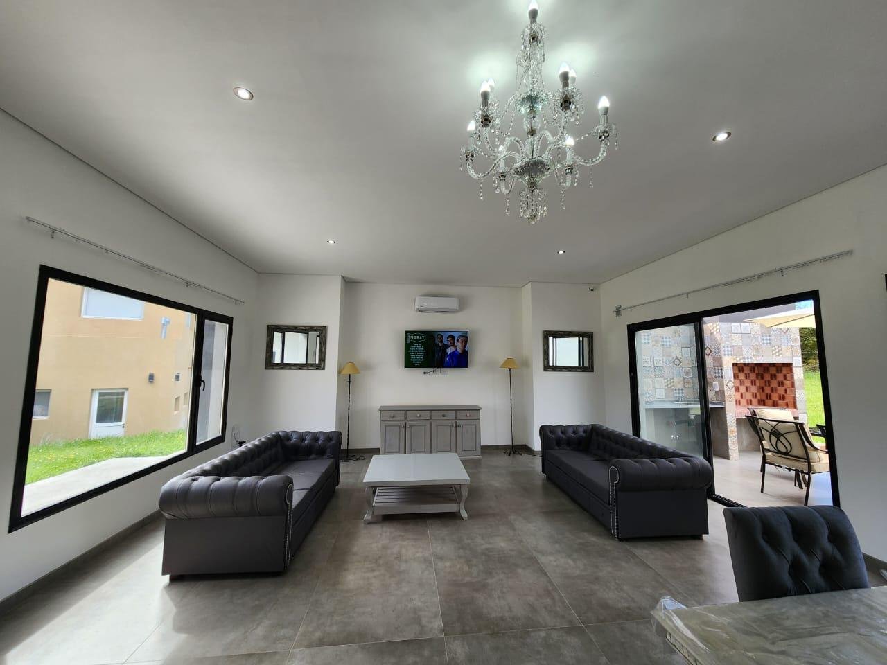 d6d92a77d9e9a86ced40577f96a3c5db