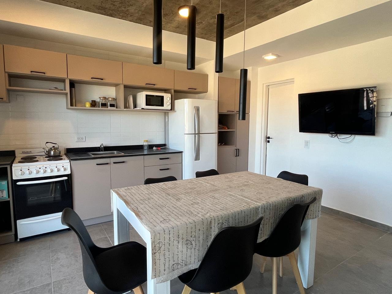 d909e152f0f22d4a6c78f6285687e1bd