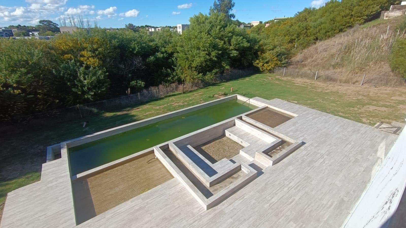 dc682a798f93e79e736008e985e75d21