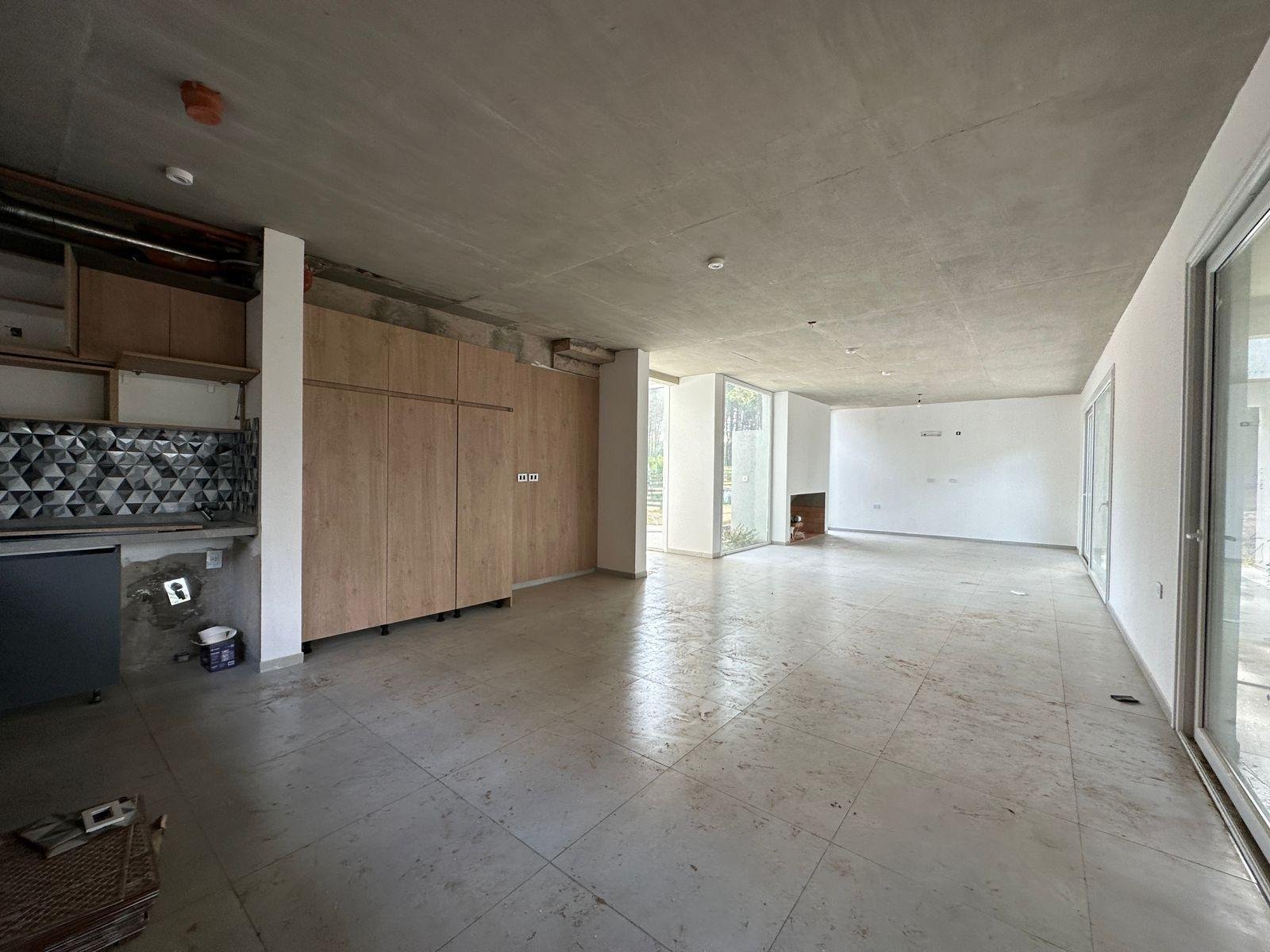 dcbd24fe3a41a3072c6c4ac9e1b5874c