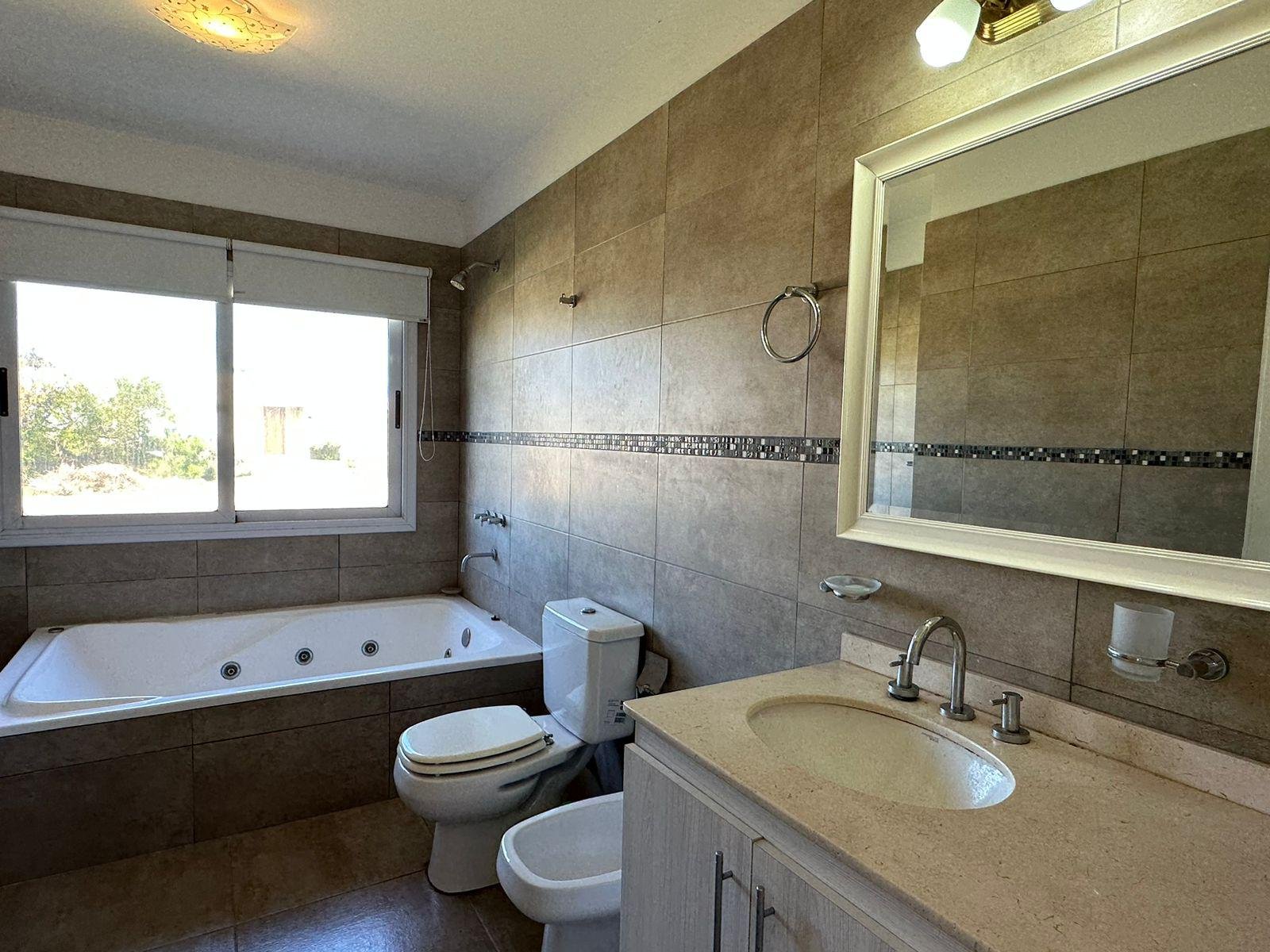 e10461336d360b2da6ffd83a8cde9763