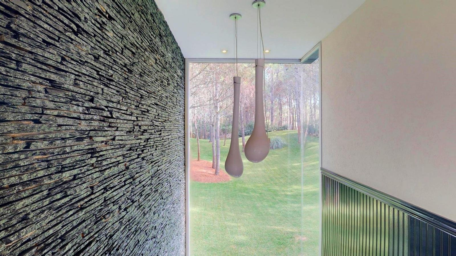 e14c9a2a9738e6110119719cbc3b2b04