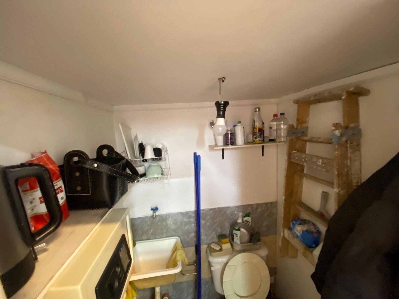 e27d5dd34add8c46a1791321084a8928