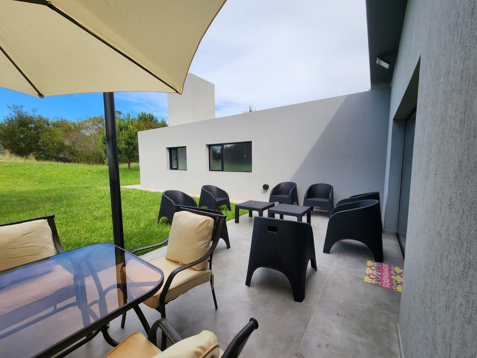 e2dcaa805e01c8c2a7b4ba2a93fdd42e