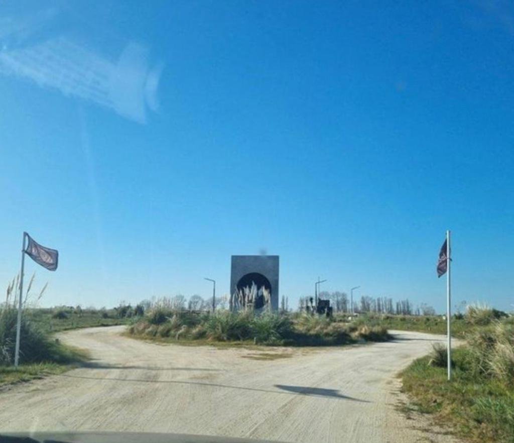 e702319b66282f0f8fdd871cdaab69f1