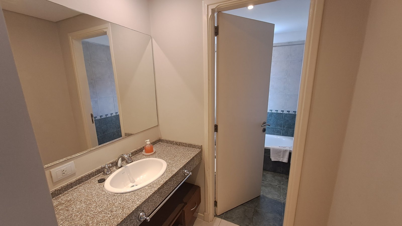 ed0aeab88d763ed8701af27adacb7177