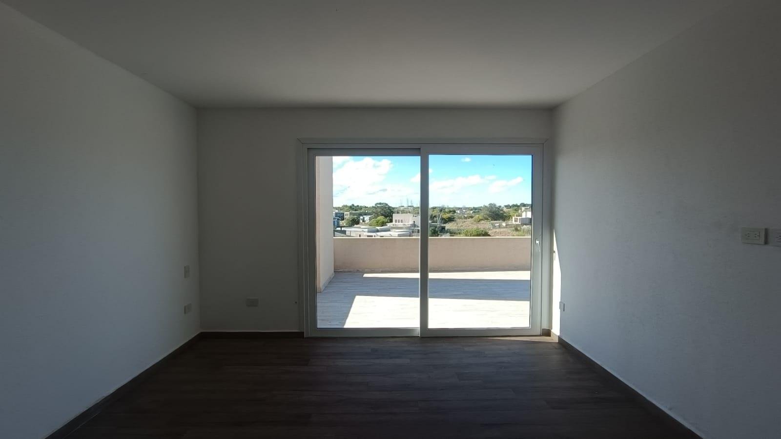 efcf8a98d8fb7acbbe9766c190c6f074