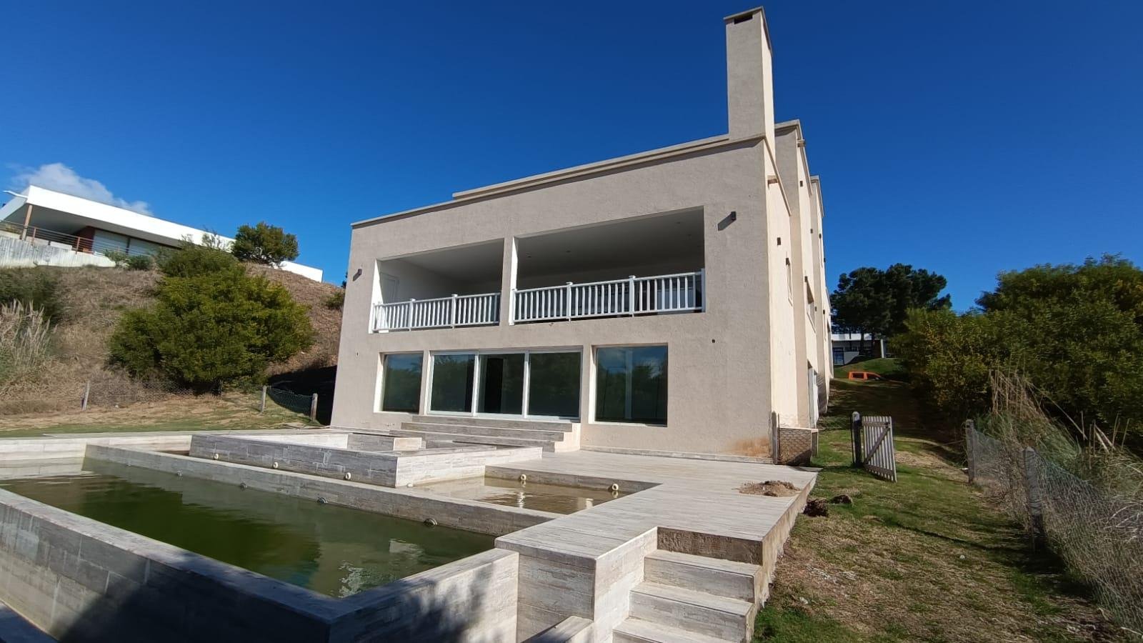 f21498901f9cd8cec29a4a6a93ad4ff1