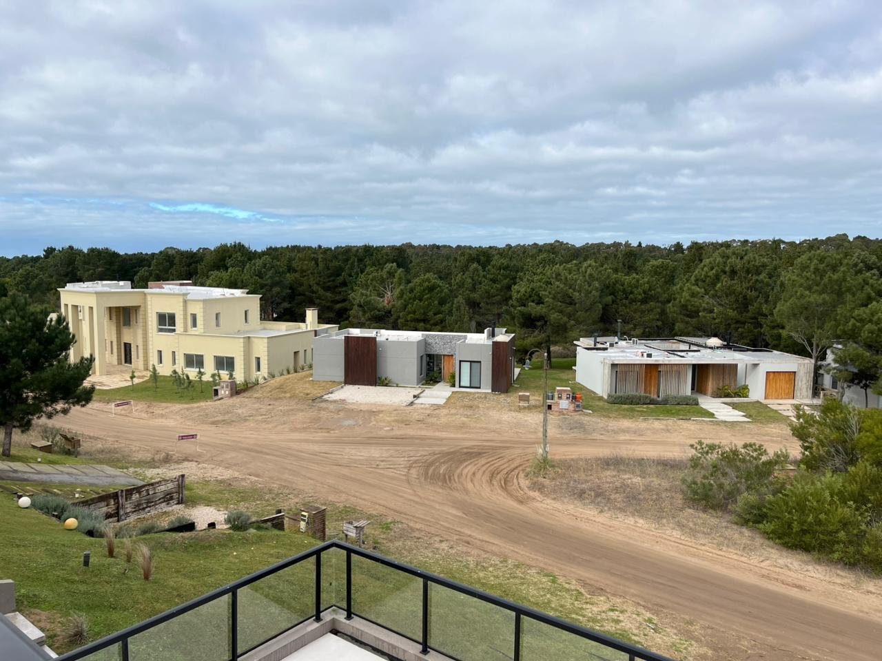 f34d36163b39438fc32f0b10565cebe6