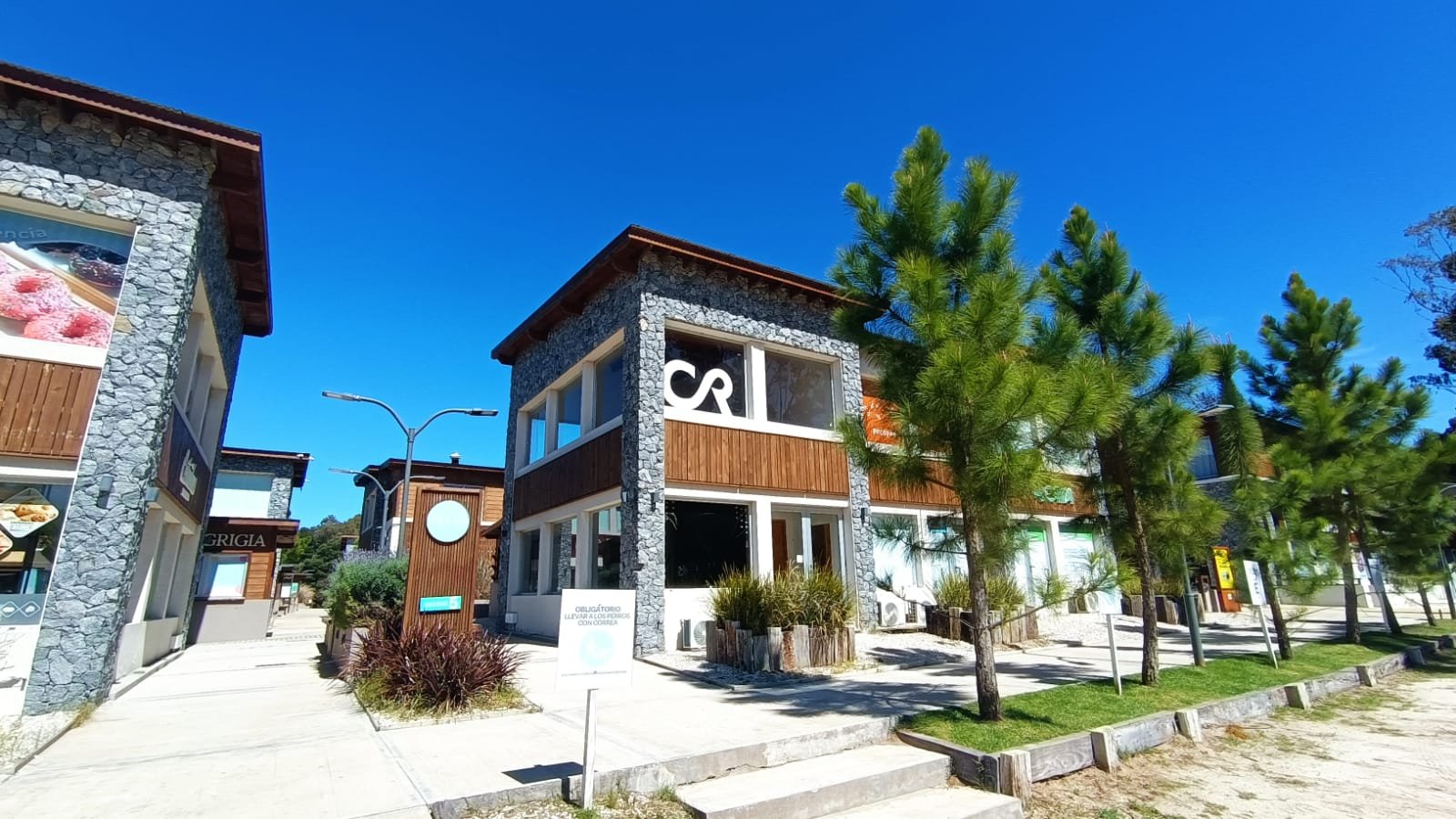 f38a7702e049c8e631a0426aca38c75f