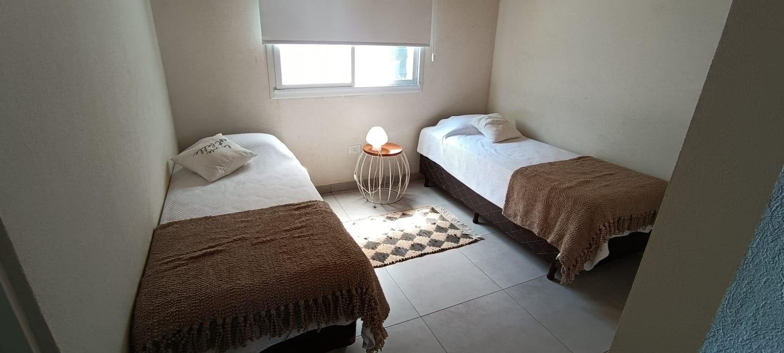 f5c2e71eee7548e8cebe87a6bbea6fbb