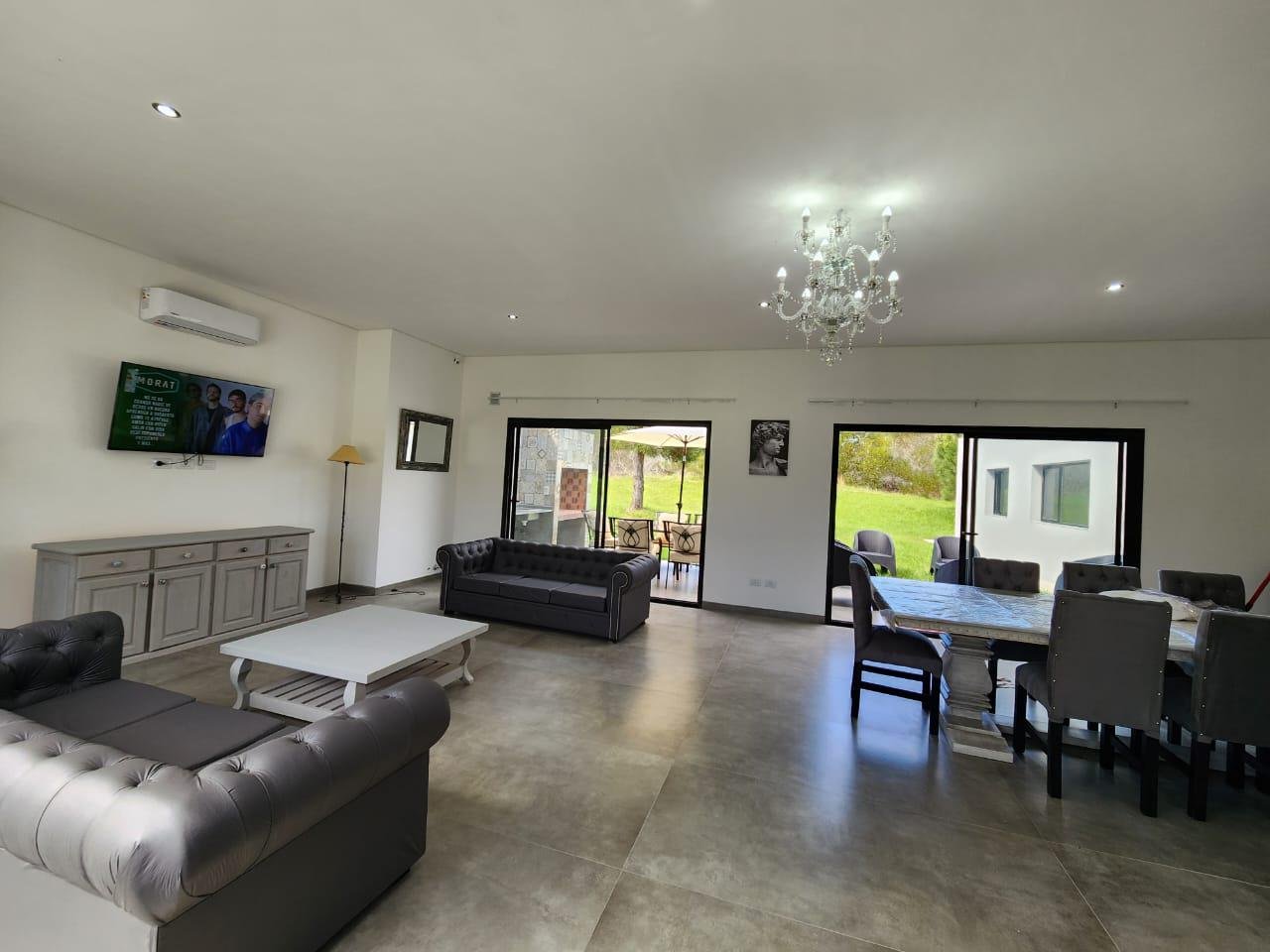 f9a94c56e0aed5f69516af3d342bd69e