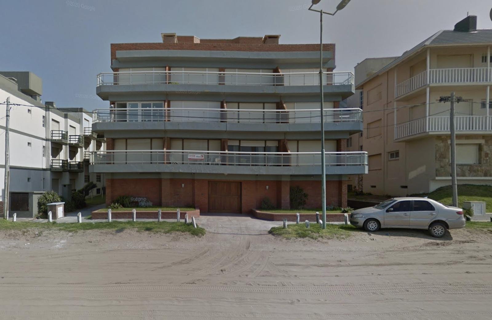 fba7f99c057a835d79fd45d5acf16758