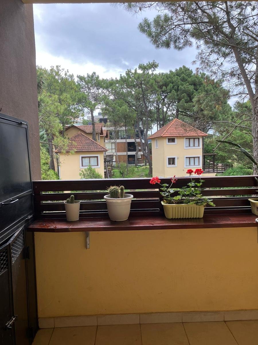 fd9c3d1711804c82443f20547742c3c2